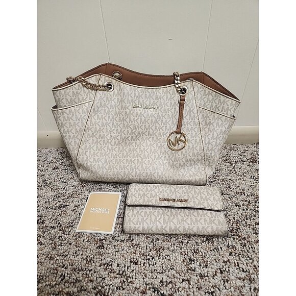 Accessories - Michael Kors Signature Shoulder Tote and Wallet Set Vanilla/White